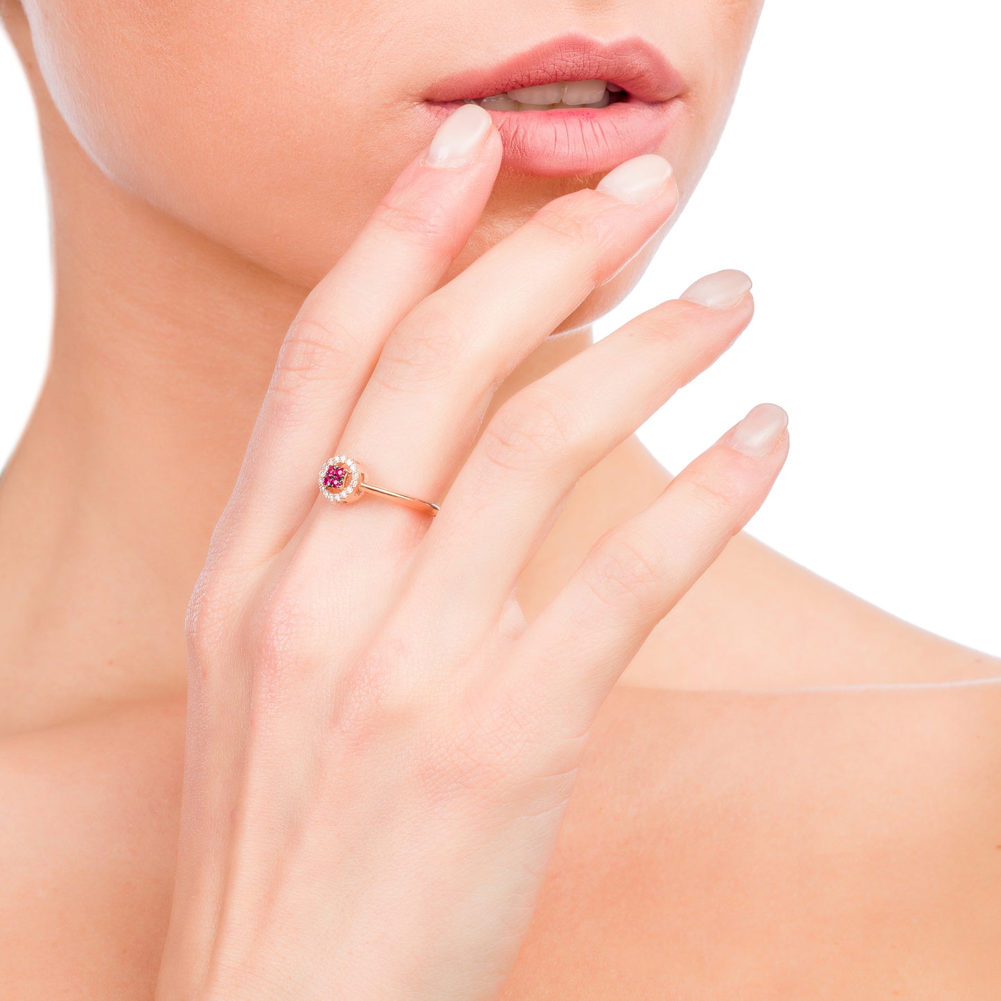 Anello Chic Rubini Rotondo